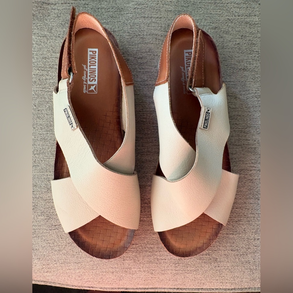 PIKOLINOS Cream Leather Crisscross Slingback Sandals